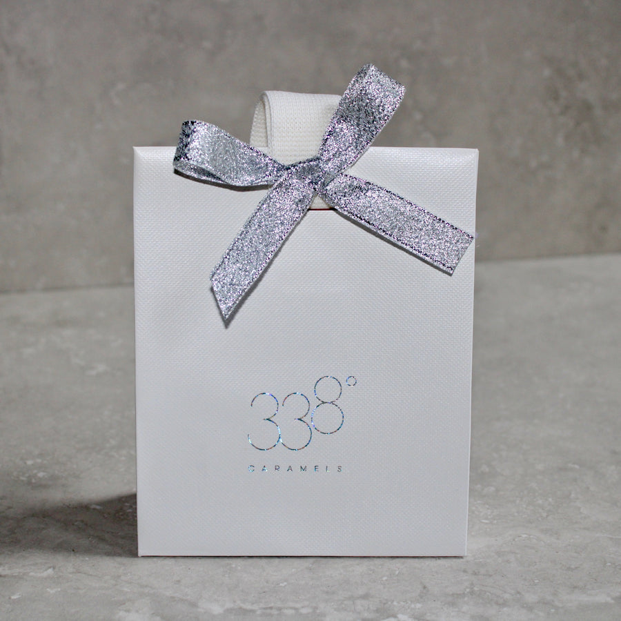 Petit Cadeau of Gingerbread Spices + Pearl Sugar Caramel°